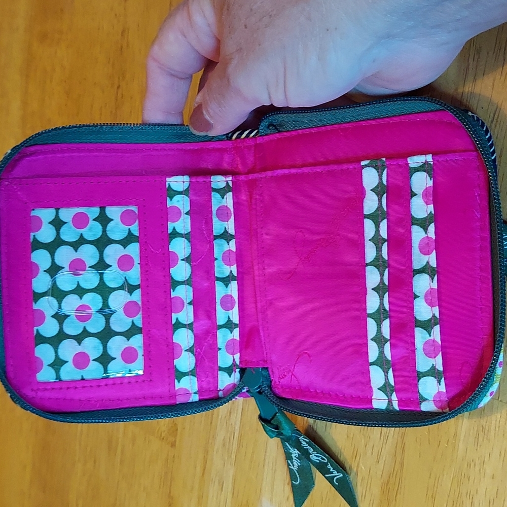 Vera Bradley Zip around wallet - Picture 3 of 6